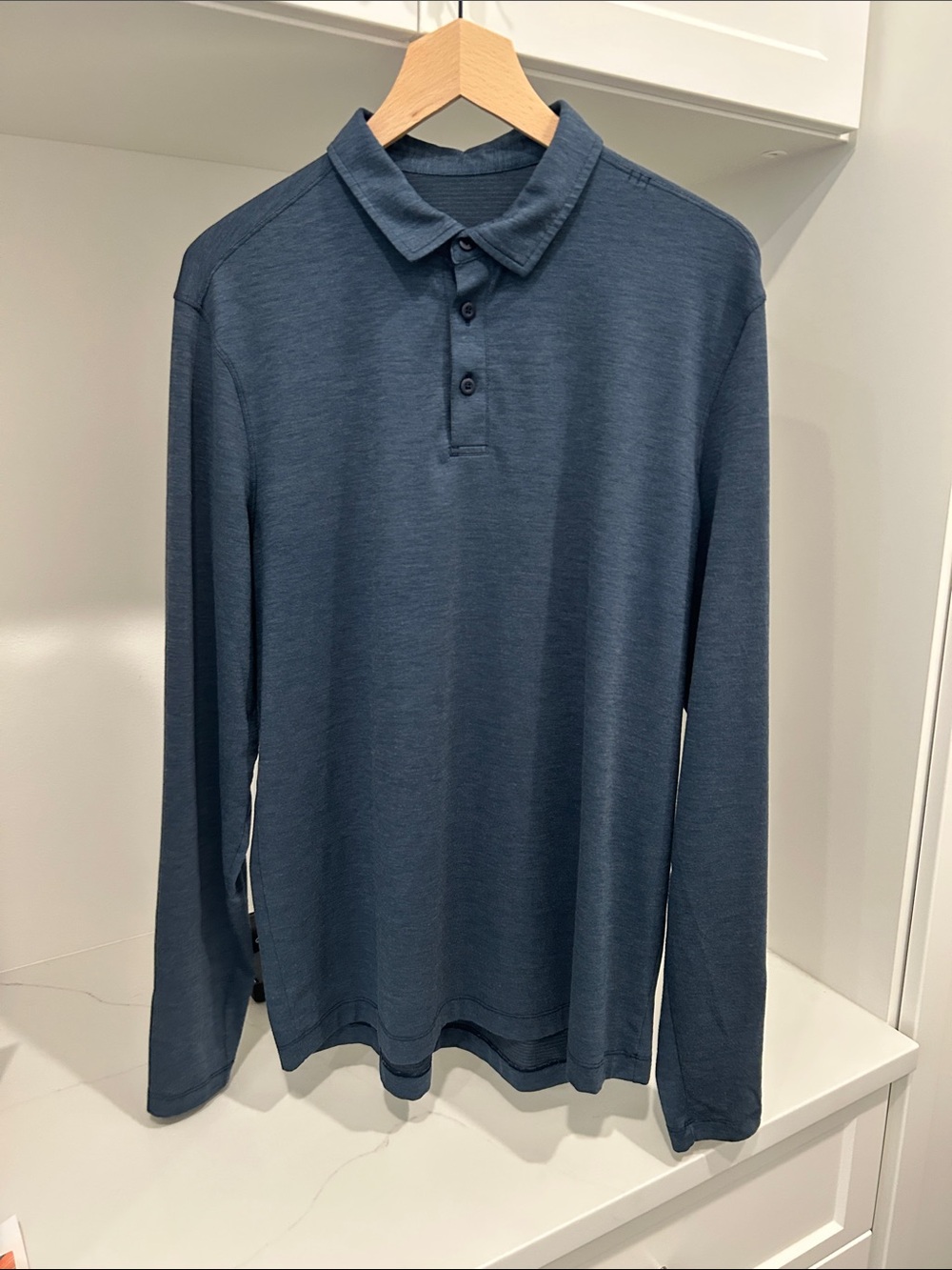 Lululemon Evolution Long Sleeve Polo in Heathered Blue | Size L
